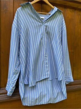ARITZIA BABATON relaxed essential Lenore shirt blue and white stripe small